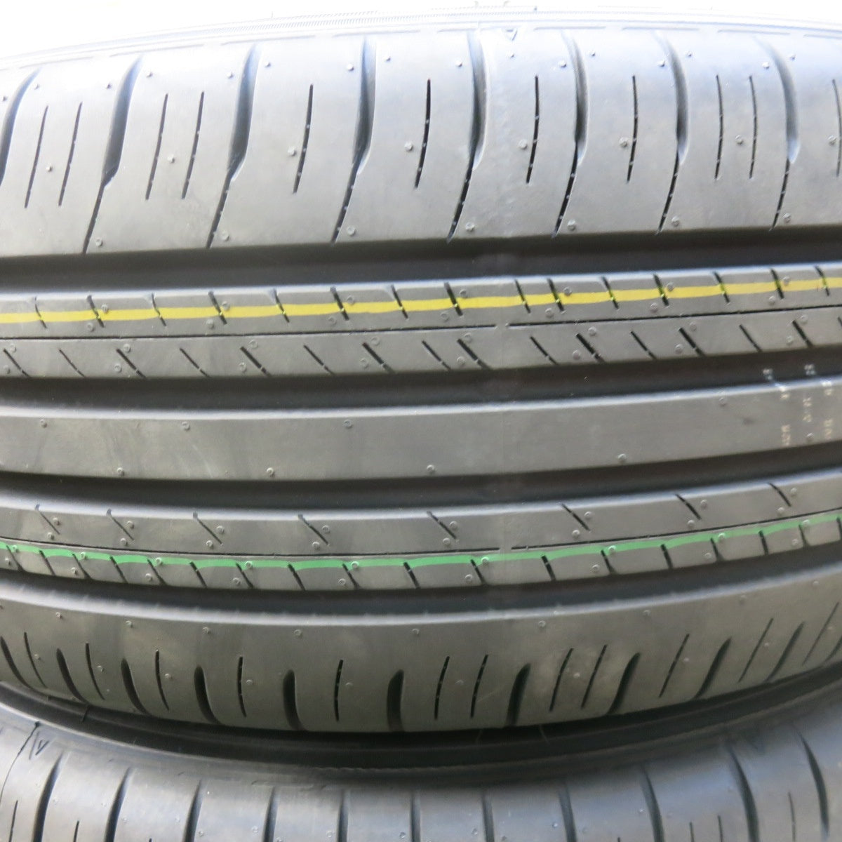新車外し！25年★225/60R18 ダンロップ グラントレック PT30 タイヤ 18インチ RAV4 ハリアー 等★5120106SKノタ