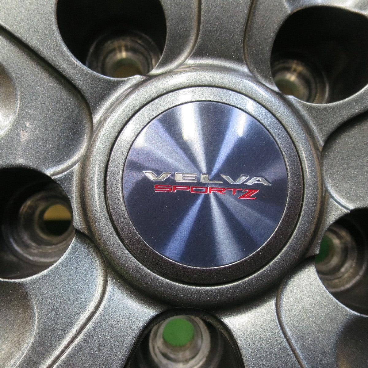 バリ溝！21年！キレイ！9分★スタッドレス 195/65R15 ダンロップ ウインターマックス WM02 VELVA SPORTZ ヴェルヴァ 15インチ PCD114.3/5H★5111110イス