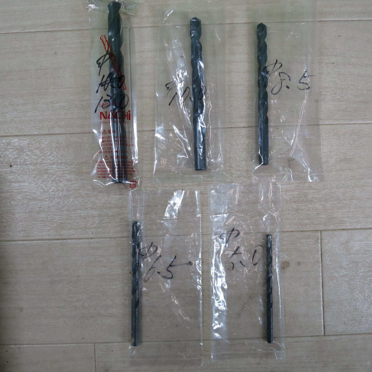 [送料無料] ほぼ未使用！付属品付き☆日立 6.5mm 電気 ドリル D6SB 電動 工具 コード式 100V HITACHI☆