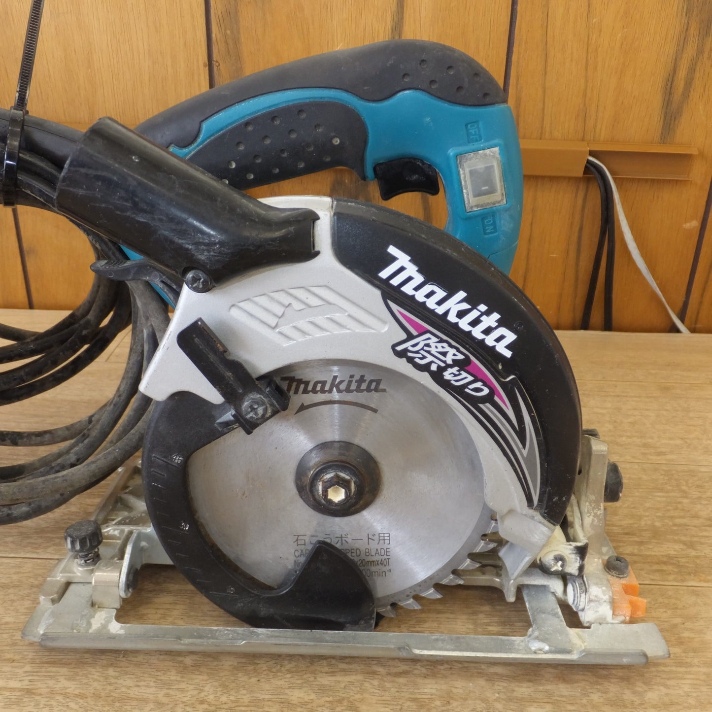 [送料無料] ★マキタ makita 125mm 内装マルノコ 5241　100V 7.5A 50-60Hz 710W　木工用 超硬丸ノコ★