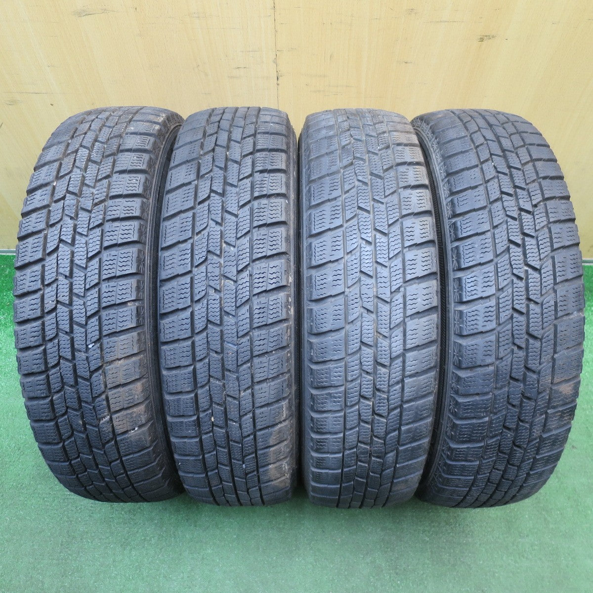 バリ溝！キレイ！9.5分以上★スタッドレス 155/65R14 グッドイヤー アイスナビ6 D.O.S. DOS 社外 アルミ 14インチ PCD100/4H★6041304NJス