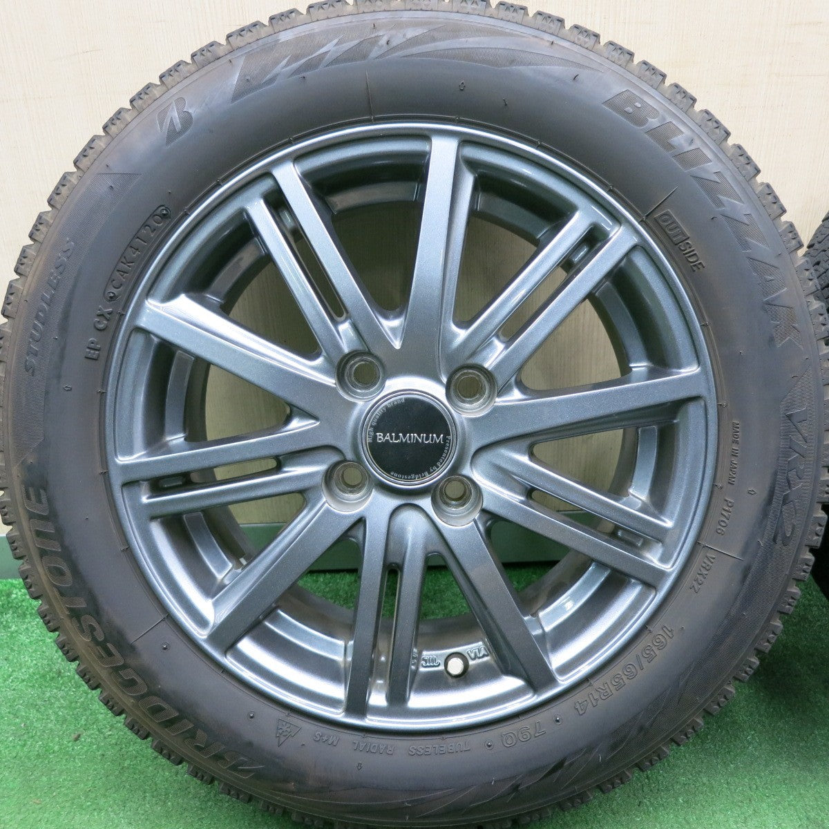 *送料無料* バリ溝！20年！キレイ！8.5分★スタッドレス 165/65R14 ブリヂストン ブリザック VRX2 BALMINUM バルミナ PCD100/4H★4051907HAス
