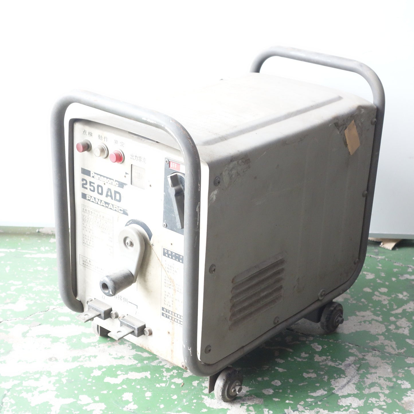 [送料無料] ◆Panasonic 交流 アーク 溶接機 250AD1 PANA-ARC YK-256 AD1 自動電撃防止装置内蔵 パナソニック 現状品◆