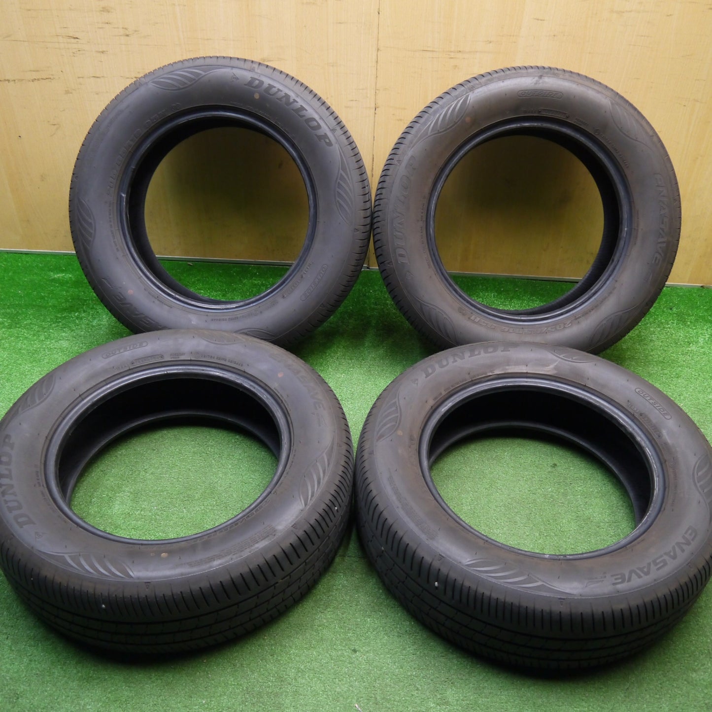 バリ溝！24年！9分★205/65R16 ダンロップ エナセーブ EC350+ タイヤ 16インチ セレナ カムリ ヤリスクロス エスティマ 等★5112506Hノタ