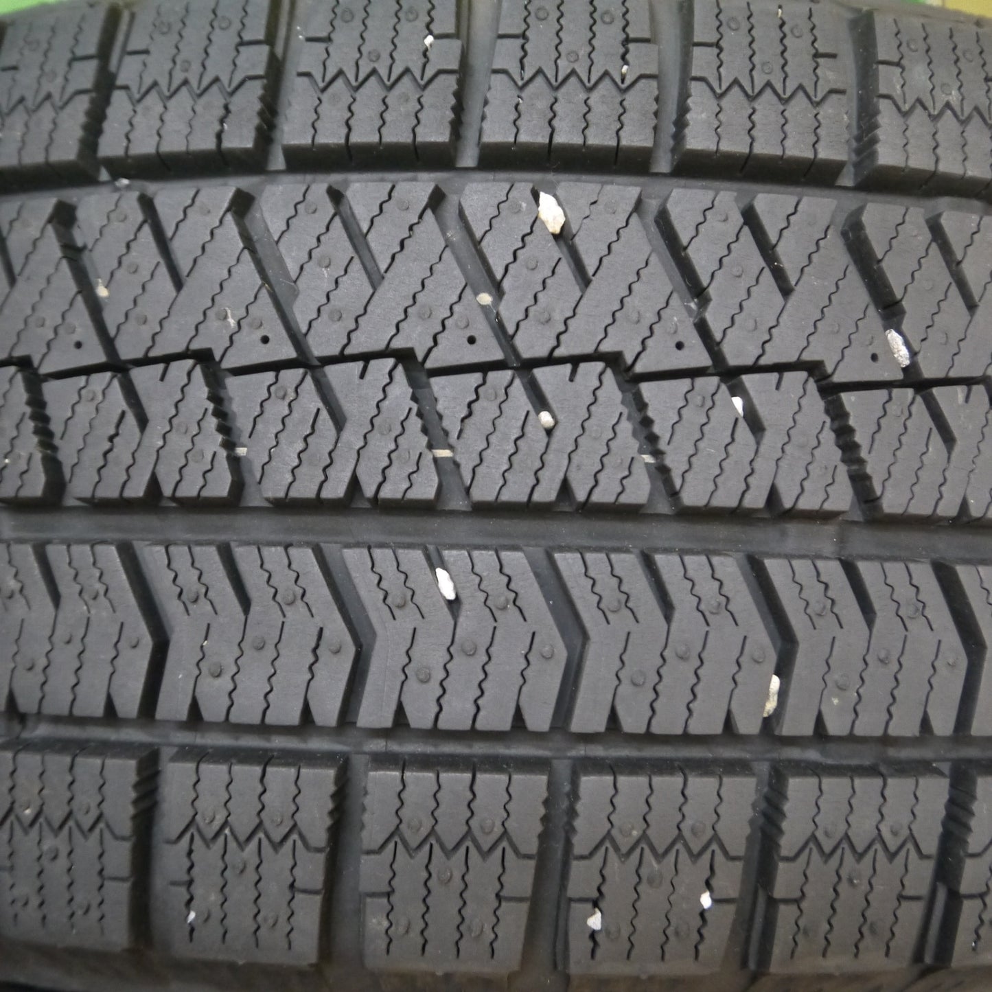 [送料無料] バリ溝！23年！キレイ！ほぼ10分★スタッドレス 205/60R16 ブリヂストン ブリザック VRX2 SG-E 16インチ PCD114.3/5H★4112012Hス
