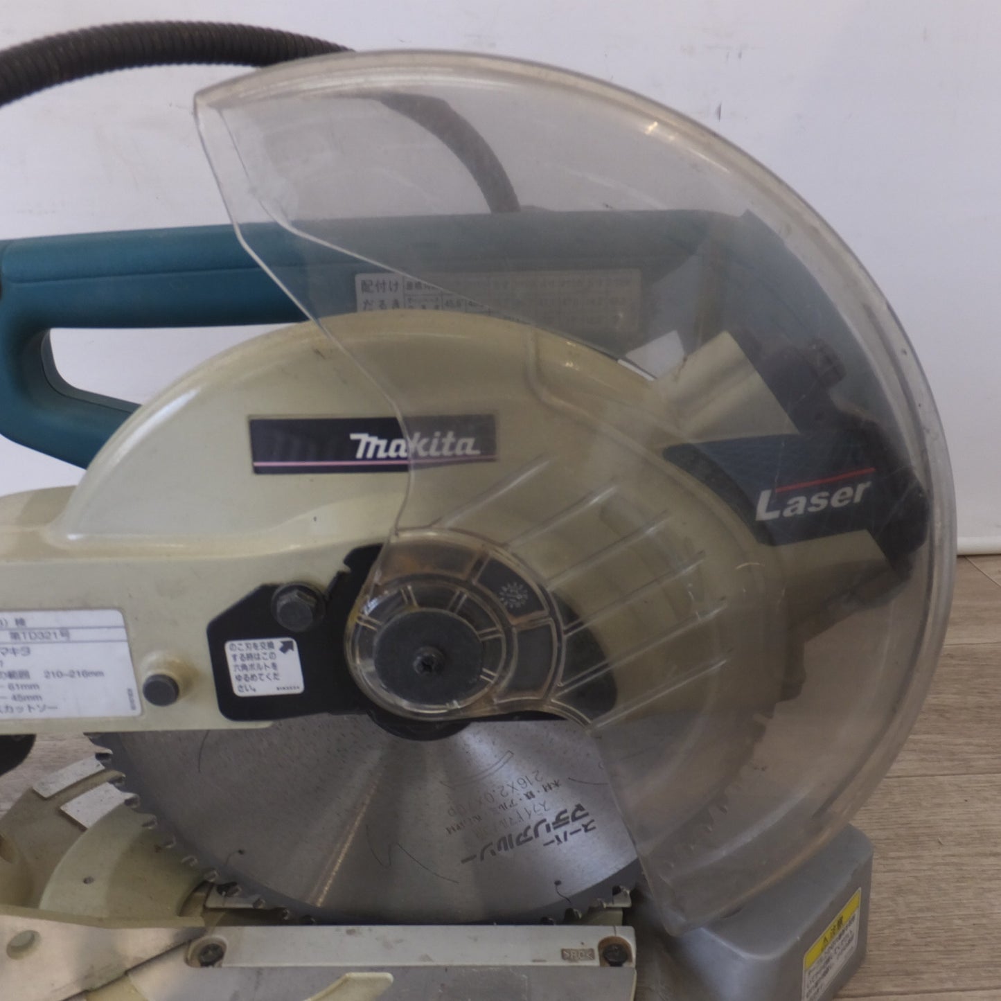 [送料無料] ★マキタ makita 216mm 卓上マルノコ LS0840FL　100V～ 11A 50-60Hz 1050W★