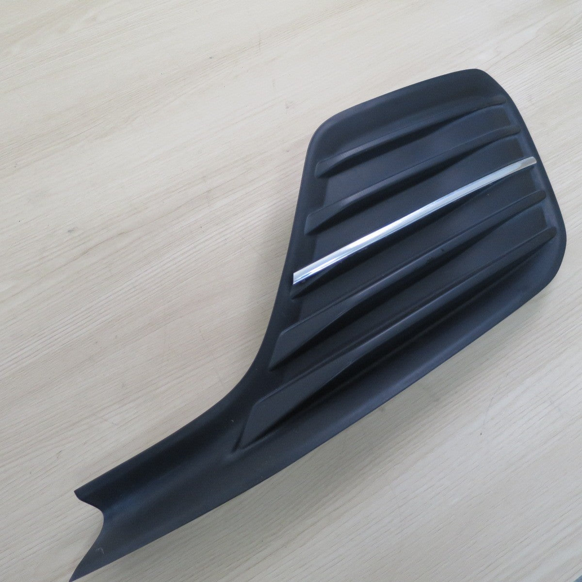 左右セット！キレイ♪スズキ ZC83S ZD83S スイフト 純正 フロント バンパー ホール カバー 71761-52R0 L 71751-52R0 R フォグ カバー カー パーツ♪