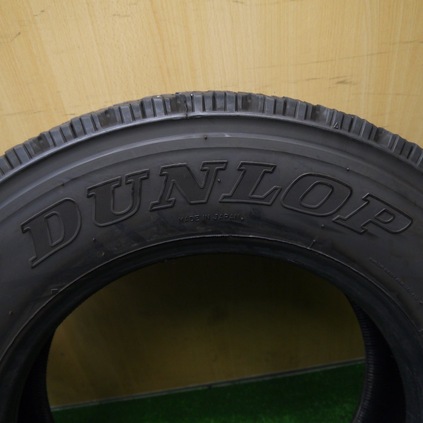 2本価格★トラック タイヤ 245/70R19.5 136/134J スタッドレス ダンロップ デクテス SP081 DECTES 19.5インチ★5122303Hスタ