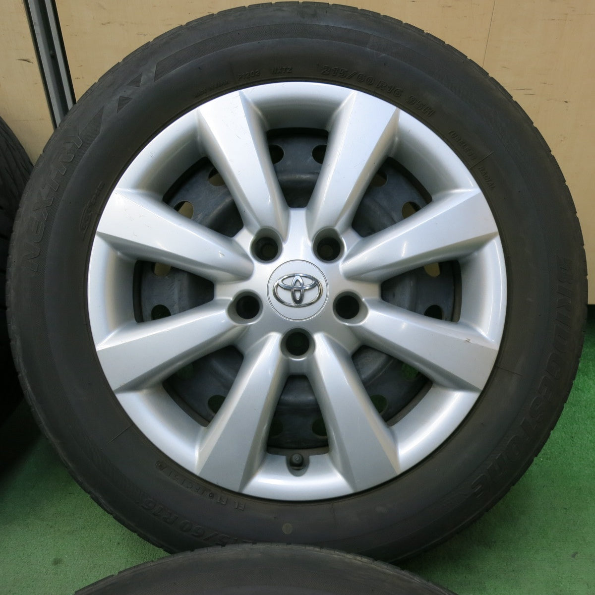 4本価格★トヨタ 130系 マークX 純正 スチール 215/60R16 ブリヂストン ネクストリー エコピア 16インチ PCD114.3/5H★5061309SYノ