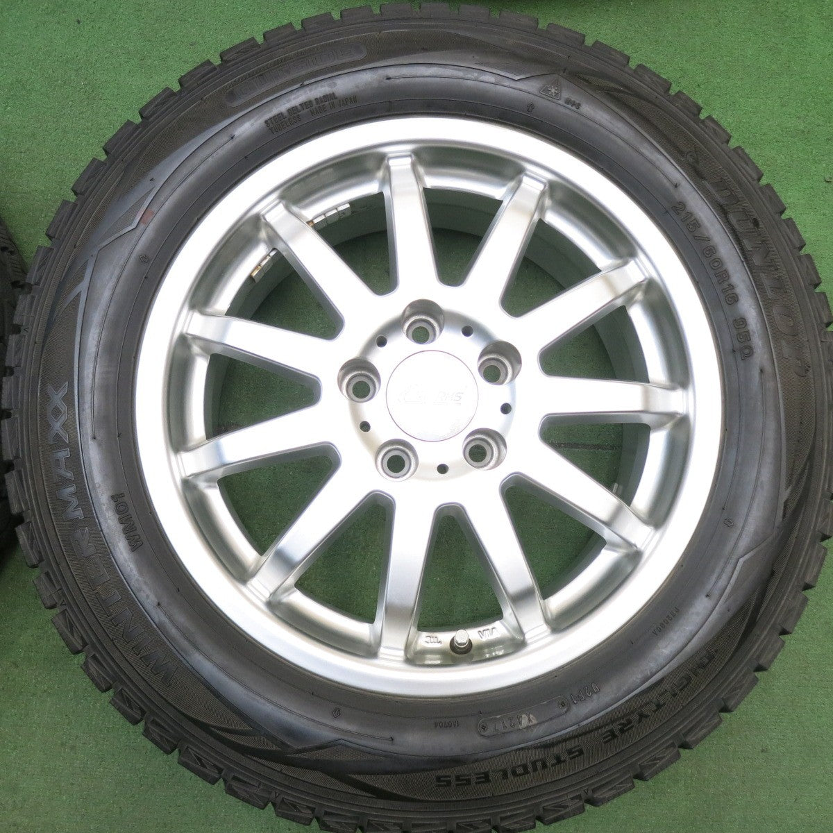 バリ溝！キレイ！9.5分◎ワーゲン 等 215/60R16 スタッドレス ダンロップ ウインターマックス WM01 C-WORKS MS-01 シーワークス 16インチ PCD112/5H◎6071107HAス