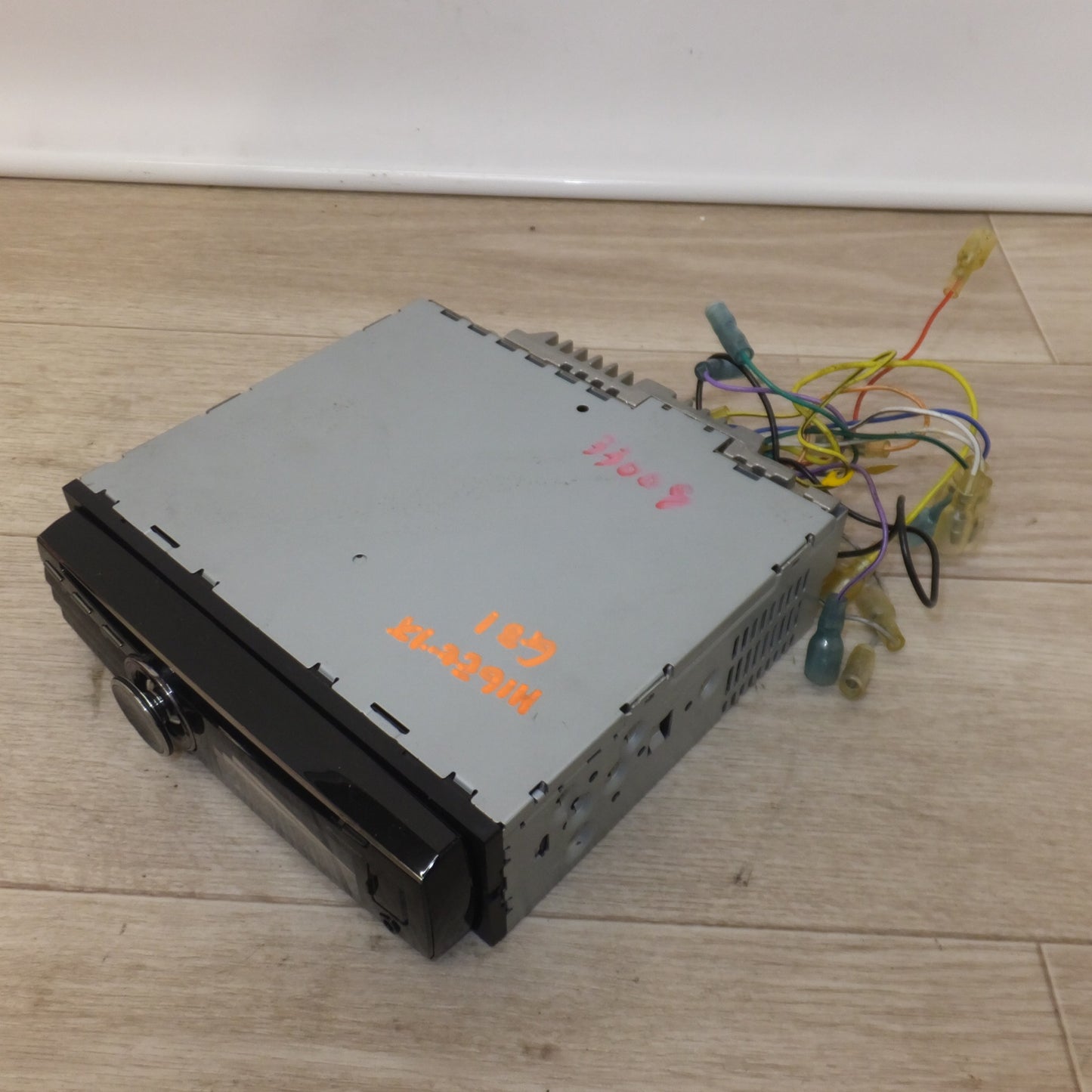 [送料無料] ★カロッツェリア carrozzeria カーオーディオ 1Dメインユニット DEH-P760(31)★