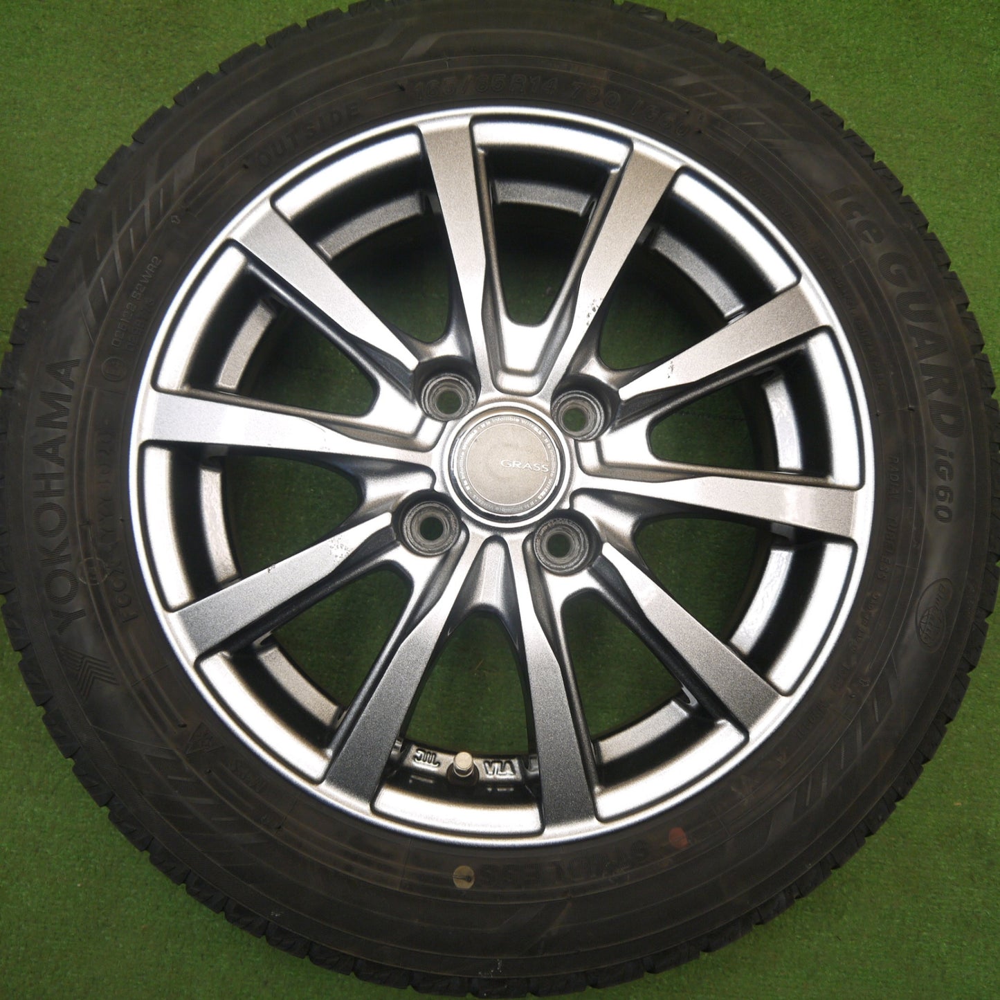 バリ溝！9.5分★スタッドレス 165/65R14 ヨコハマ アイスガード iG60 GRASS グラス 14インチ PCD100/4H★6011902Hス