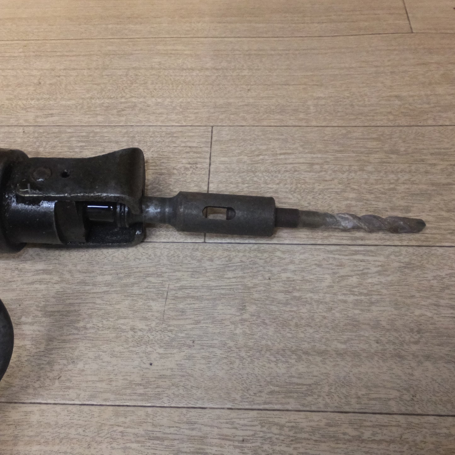 [送料無料] ★マキタ makita ハンマードリル HR3520　100V 11A 50-60Hz1050W★