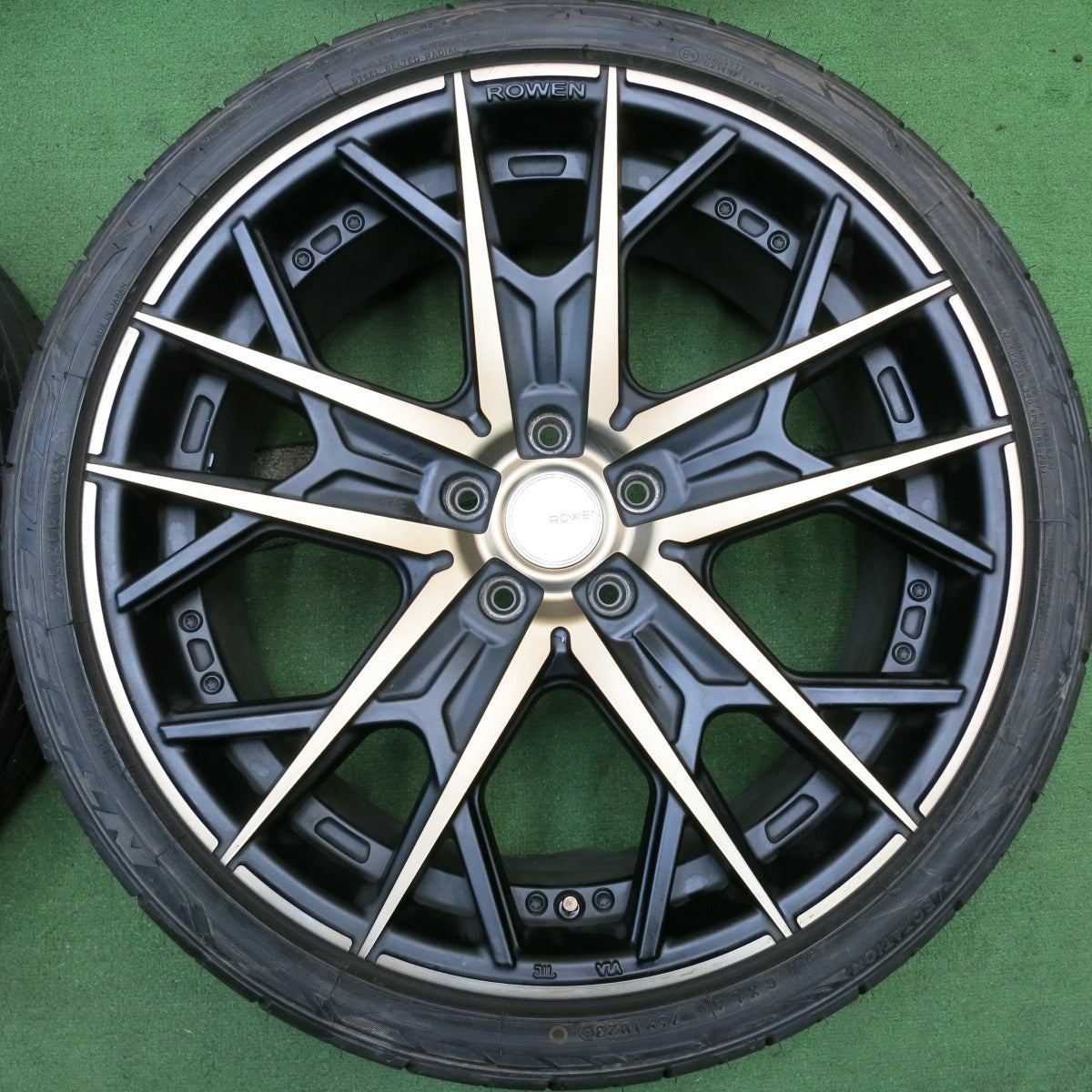 タイヤほぼ未使用！23年！キレイ★ROWEN Flamme RRS001 245/35R20 ニットー NT555 G2 ロエン フレイム 20インチ PCD114.3/5H★5061202AKノ