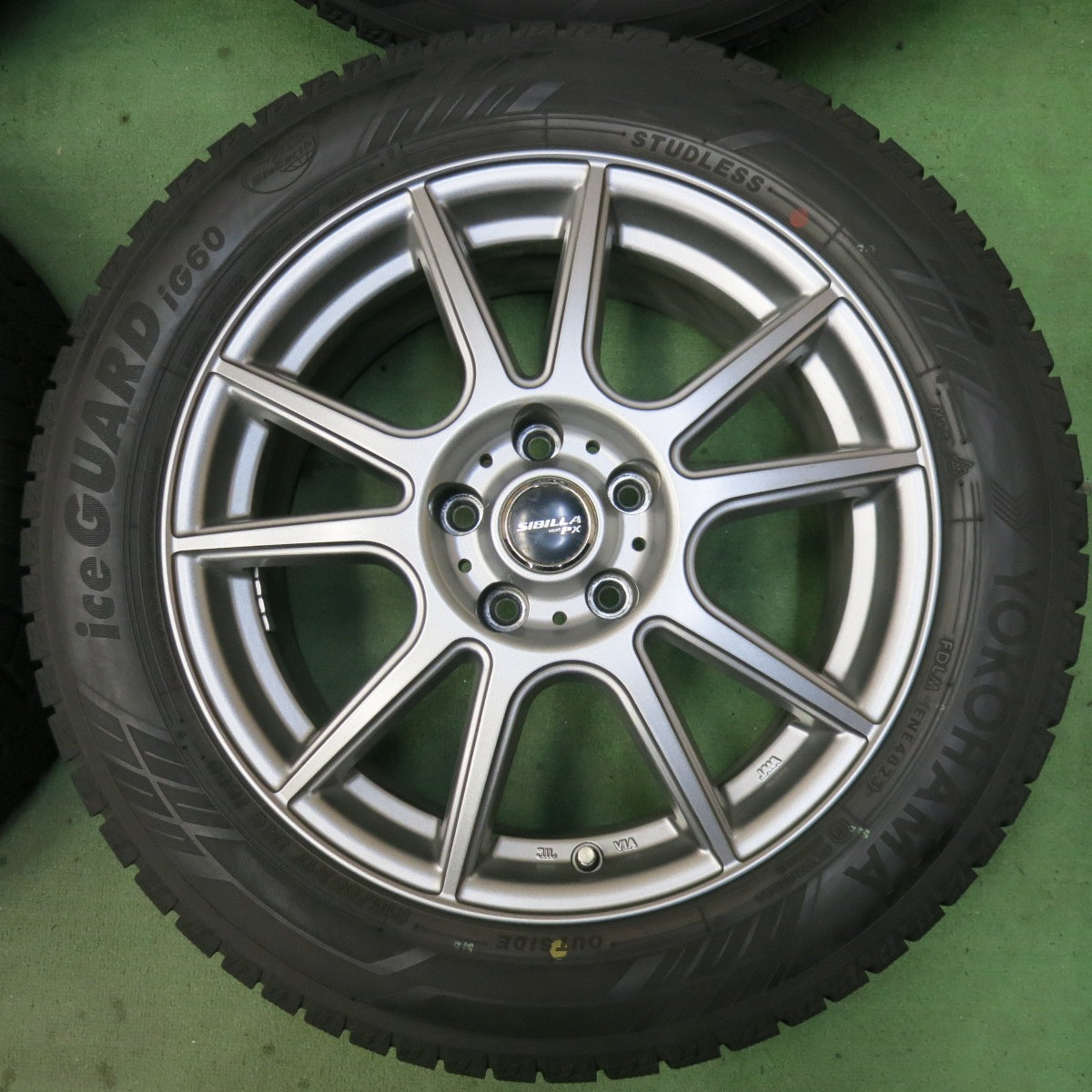 バリ溝！23年！キレイ！9.5分★スタッドレス 215/55R17 ヨコハマ アイスガード iG60 SIBILLA NEXT PX シビラ 17インチ PCD114.3/5H★5062602SYス