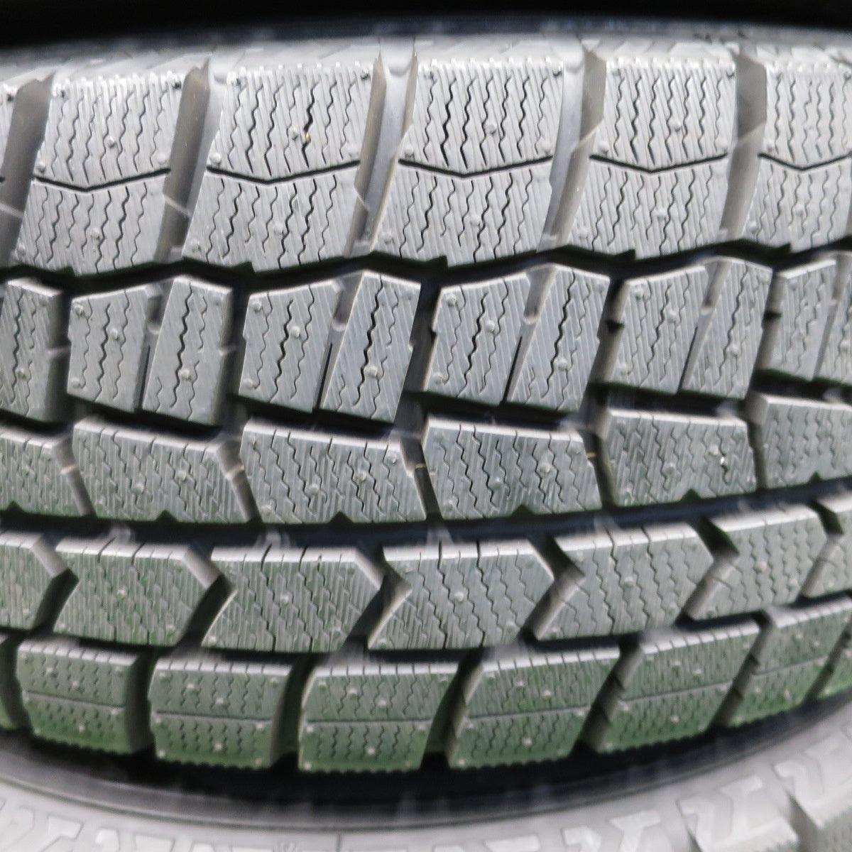 バリ溝！22年！キレイ！ほぼ10分★スタッドレス 195/65R15 ダンロップ ウインターマックス WM02 CLIMATE TANGO クライメイト タンゴ 15インチ PCD114.3/5H★6011502NKス