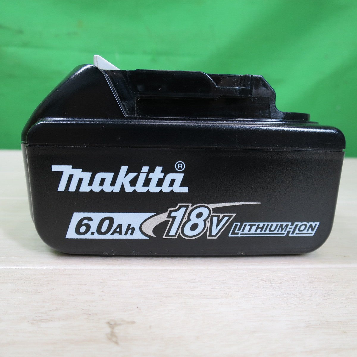 [送料無料] キレイ☆マキタ Li-ion バッテリー BL1860B 急速充電対応 電動 工具 インパクトドライバ 等 リチウム イオン 電池 DC18V 6.0Ah 108Wh②☆