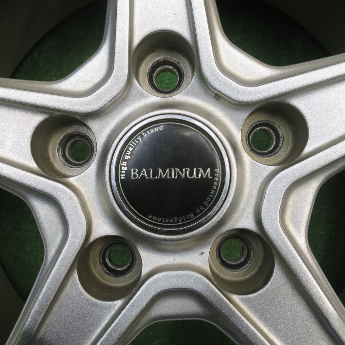 4本価格★スタッドレス 215/60R16 ブリヂストン ブリザック VRX BALMINUM バルミナ 16インチ PCD114.3/5H★5110906NJス
