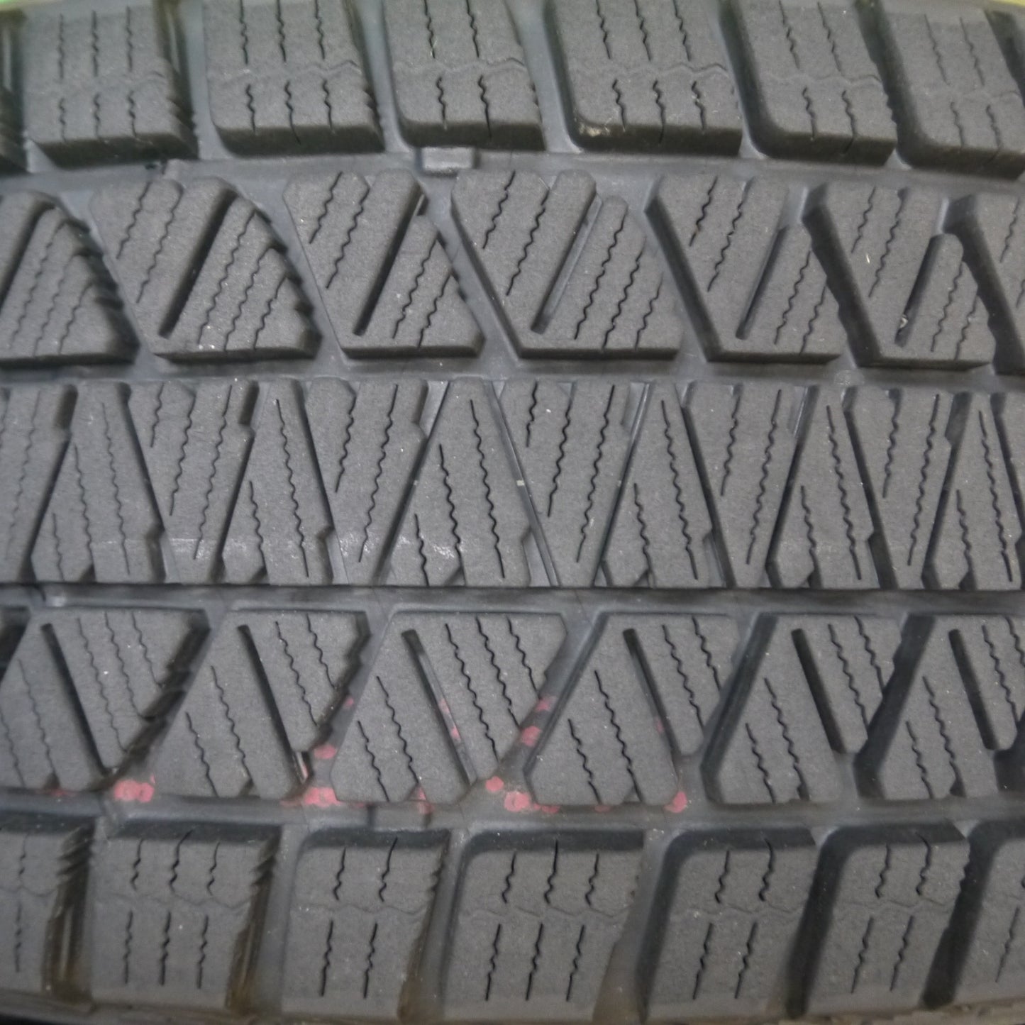 [送料無料] バリ溝！21年！キレイ！9.5分★スタッドレス 225/65R17 ブリヂストン ブリザック DM-V3 BALMINUM バルミナ 17インチ PCD114.3/5H★4102503Hス