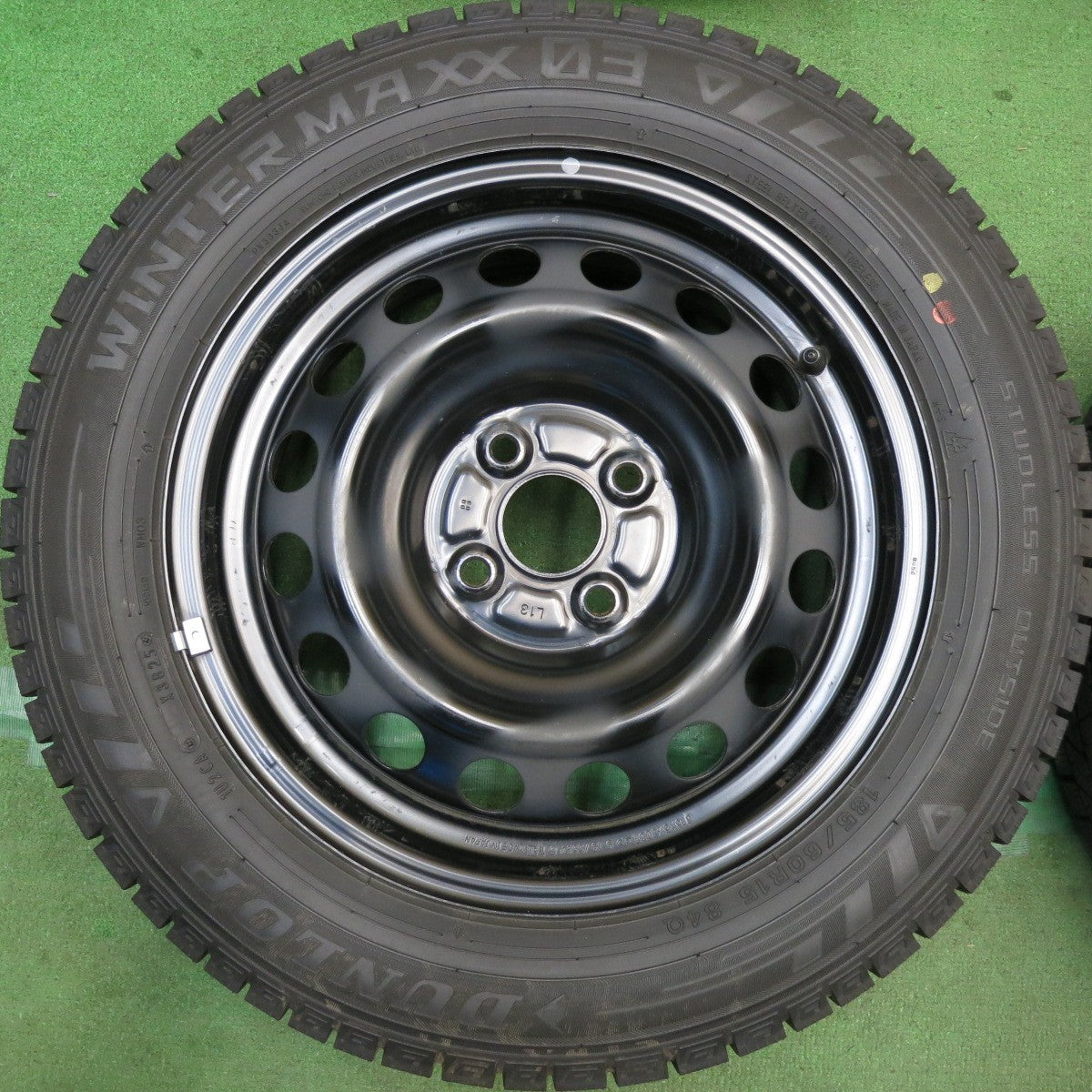 バリ溝！25年！キレイ！9.5分以上◎スタッドレス 185/60R15 ダンロップ ウインターマックス 03 スチール ホイール 15インチ PCD100/4H◎6101002HAス