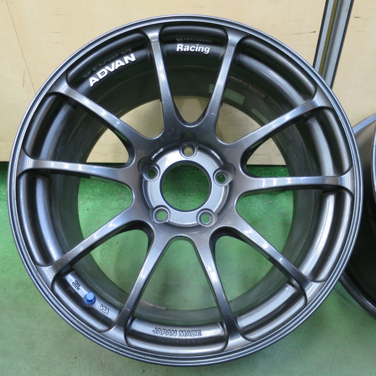 4本価格★ADVAN RACING RZ 17インチ ホイール 17×9J アドバン レーシング PCD114.3/5H★6072103NGホ