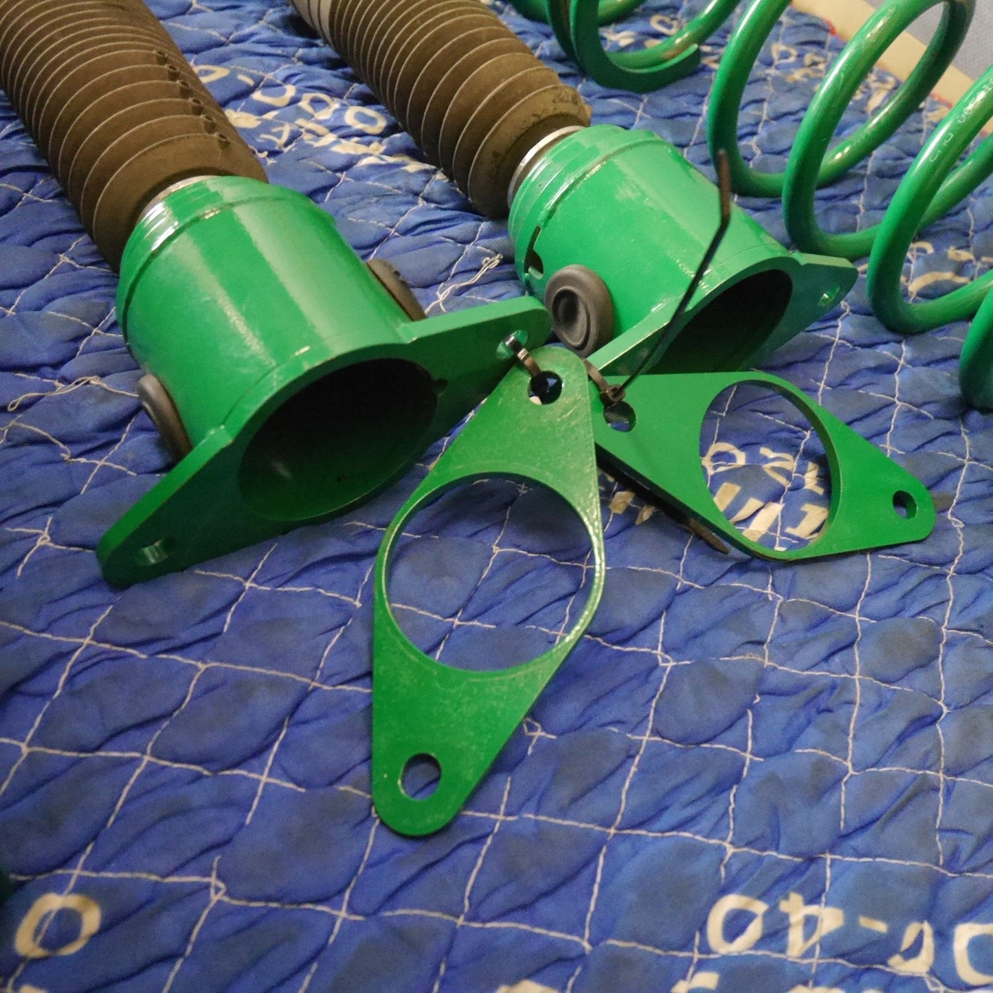 [送料無料] 1台分☆TEIN FLEXZ BMEFS/BM2FS アクセラ スポーツ 車高調 サスペンション VCMA8-11Y46 -R -L VCMA9-11931 1E010☆