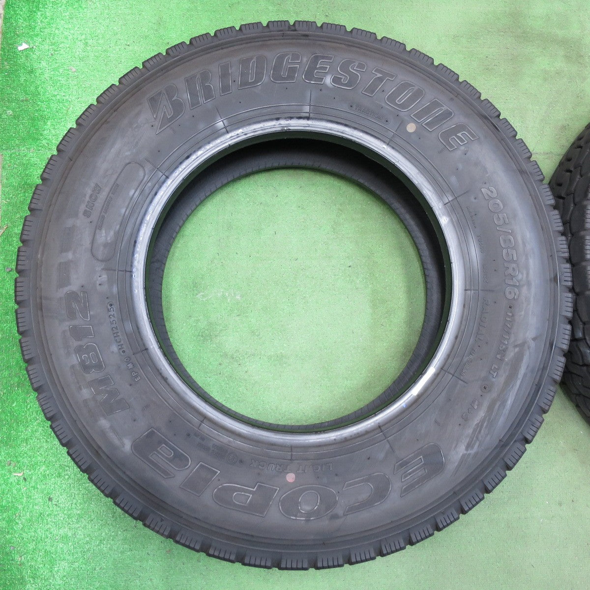 バリ溝！25年！9.5分！6本★トラック タイヤ 205/85R16 117/115N ブリヂストン エコピア M812 ミックス オールシーズン 16インチ★5101004イスタ