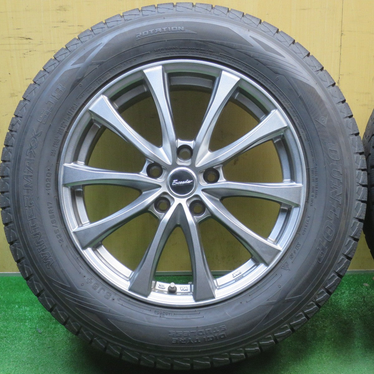 ほぼ未使用！23年！キレイ★スタッドレス 225/65R17 ダンロップ ウインターマックス  SJ8 Exceeder エクシーダー 17インチ PCD114.3/5H★6022504NJス