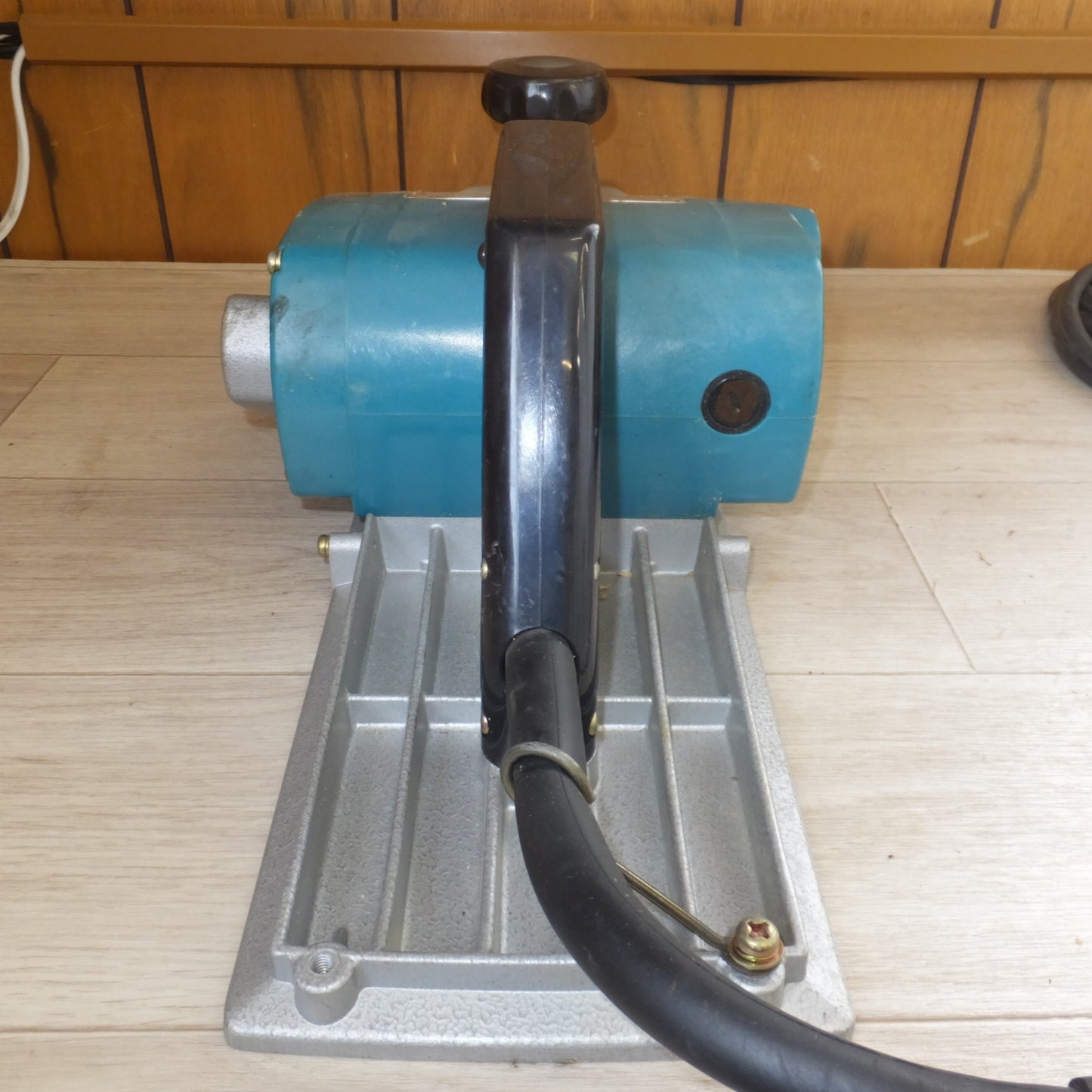 [送料無料] ★マキタ makita 電気カンナ 1806B　有効切削幅 170mm　100V 12.5A 50-60Hz 1200W 15000/min.★