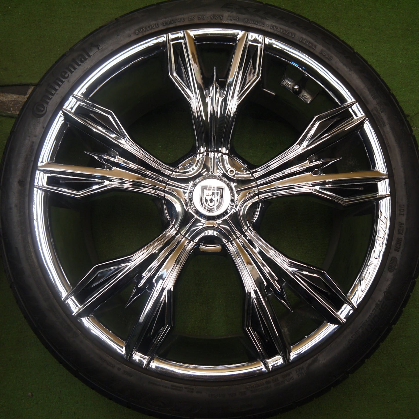 バリ溝！9.5分★LEXANI 245/40R20 コンチネンタル エクストリームコンタクト DWS06 レクサーニ レグザーニ 20インチ PCD114.3/5H★5070904Hノ