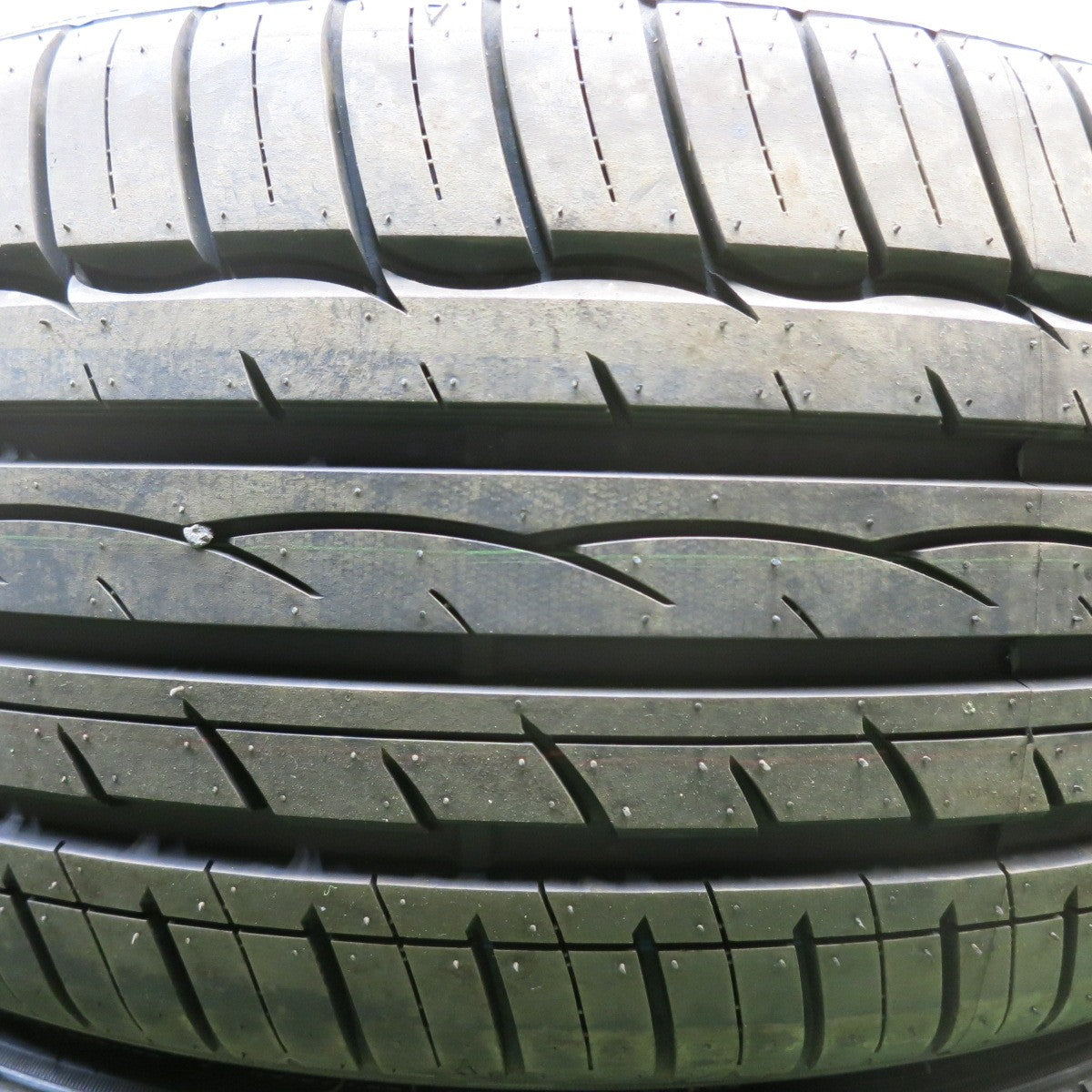 ほぼ未使用！22年★195/40R17 コンフォーサー CF710 COMFORSER タイヤ 17インチ アクア フィット シビック デミオ ヴィッツ 等★5080102HAノタ