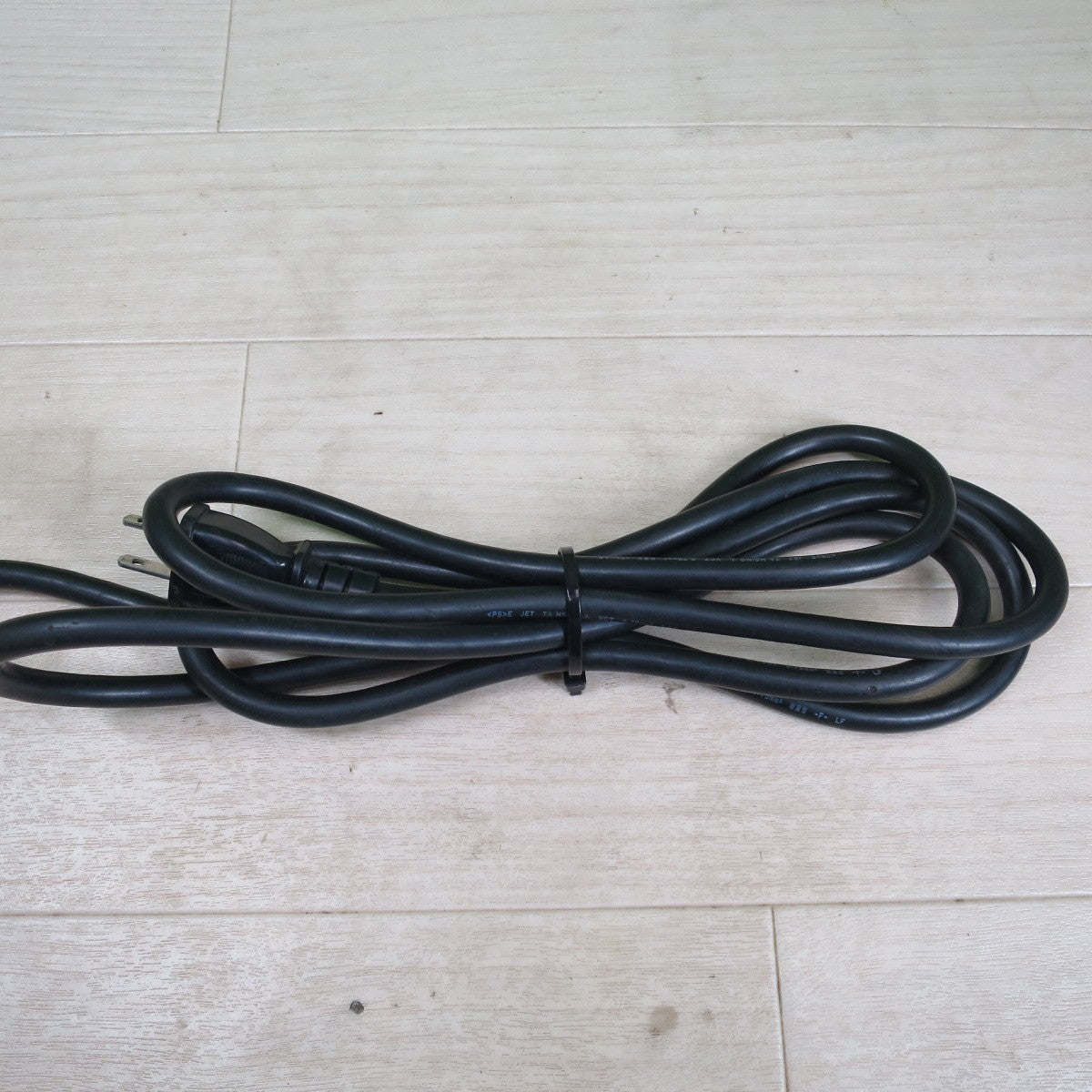 [送料無料] 付属品付き☆日立 125mm 電子 ディスクグラインダー G13BYE 電動 工具 ブレーキ付き HITACHI 研摩 研磨 機 切断 研削 コード式☆