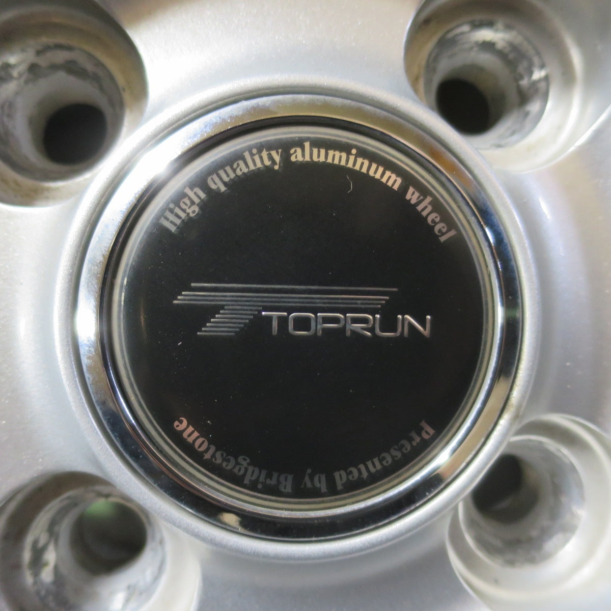 バリ溝！23年！キレイ！9.5分★スタッドレス 185/60R15 ダンロップ ウインターマックス03 TOPRUN トップラン 15インチ PCD100/4H★6020503イス