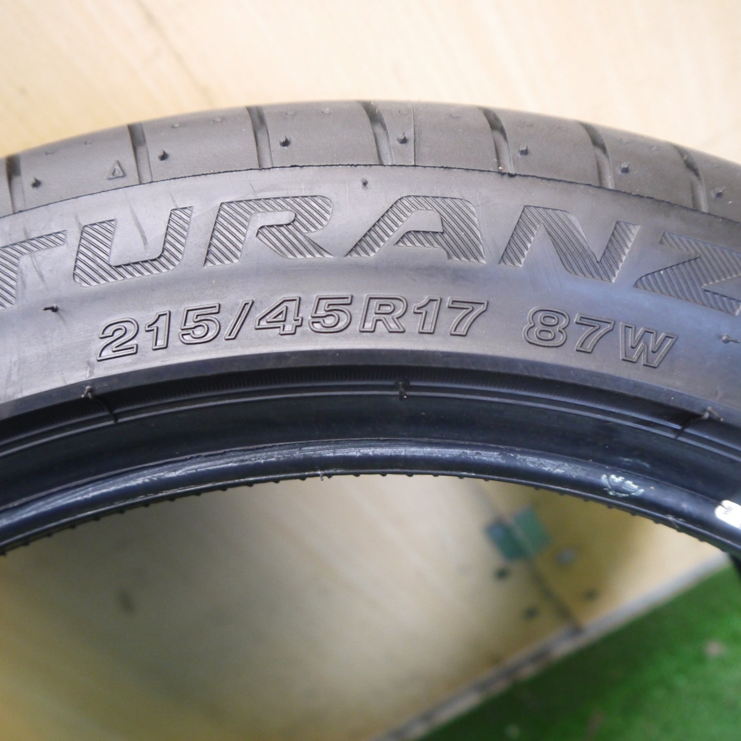 新車外し！26年！1本★215/45R17 ブリヂストン トランザ T002 タイヤ 17インチ プリウス カローラ 86 BRZ 等★6061903Hノタ