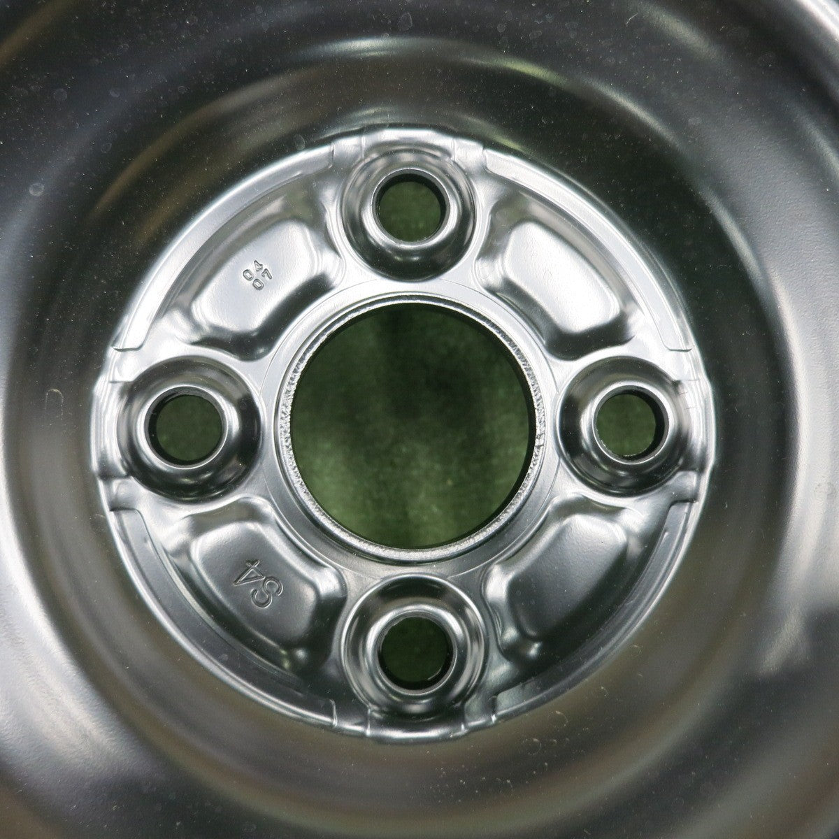*送料無料* 新車外し★トヨタ ヤリス 純正 スチール ホイール 15インチ 15×6J PCD100/4H★4060806HAホ