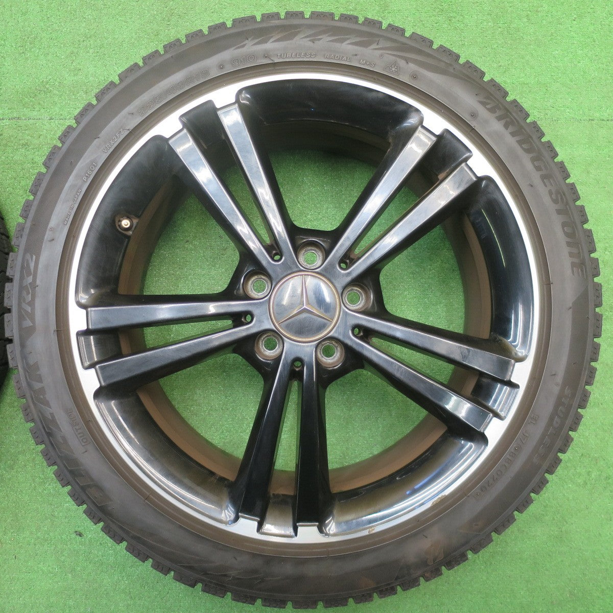 バリ溝！9分★ベンツ Aクラス W177 純正 225/45R18 スタッドレス ブリヂストン ブリザック VRX2 18インチ B CLA クラス PCD112/5H★5120405NJス