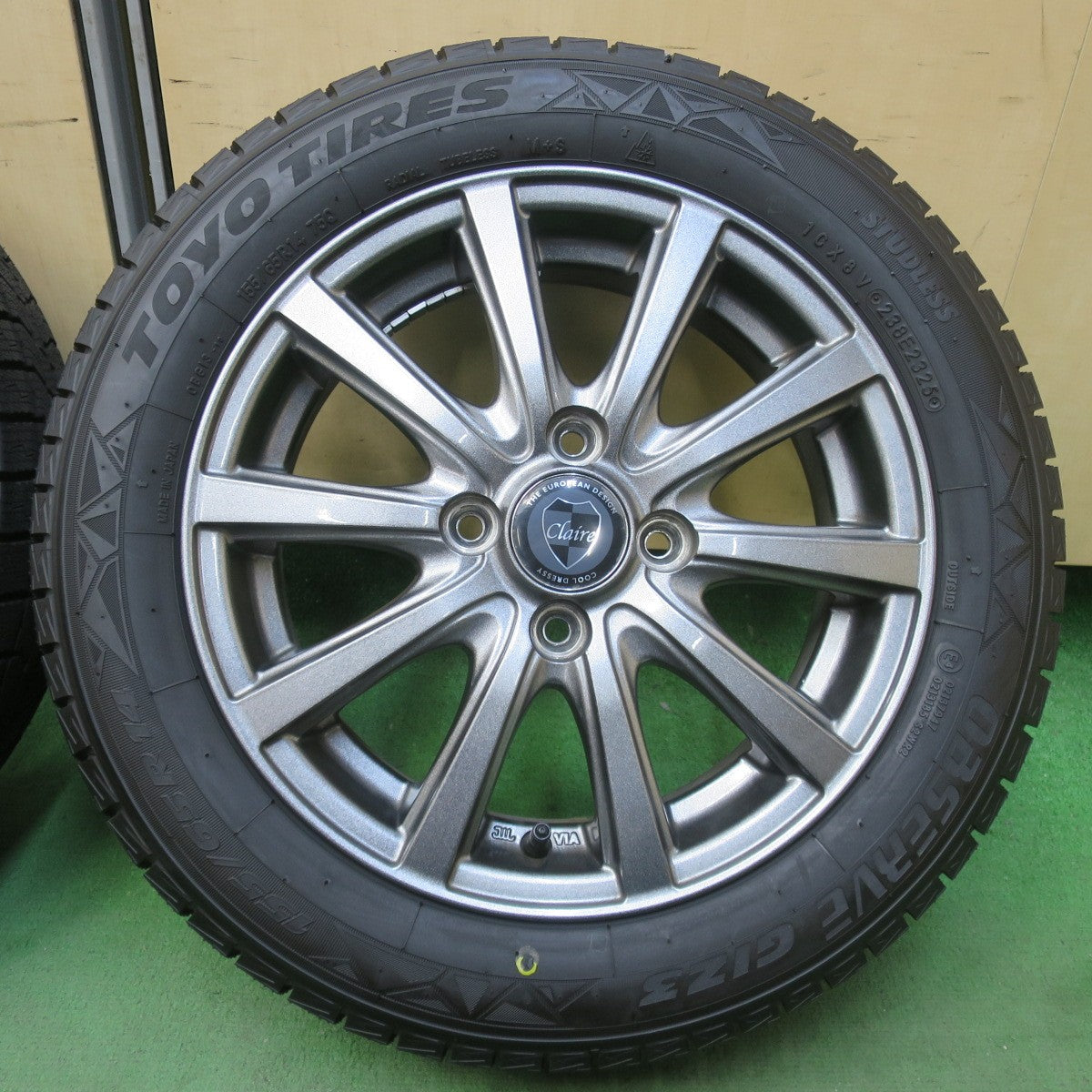 ほぼ未使用！25年！キレイ★スタッドレス 155/65R14 トーヨー オブザーブ GIZ3 Claire クレール 14インチ PCD100/4H★6040701イス