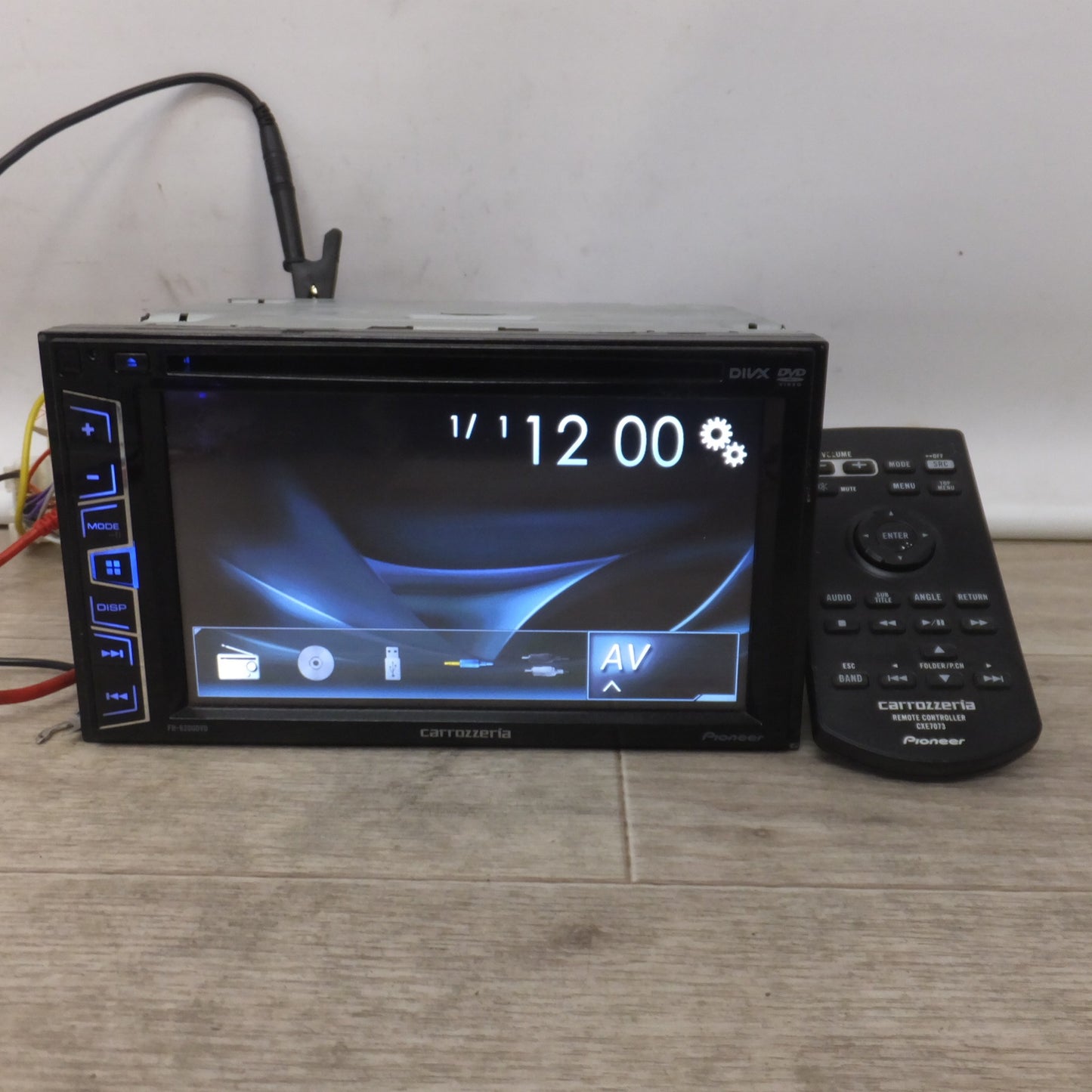 [送料無料] ★カロッツェリア carrozzeria ディスプレイオーディオ AVメインユニット FH-6200DVD(61)★