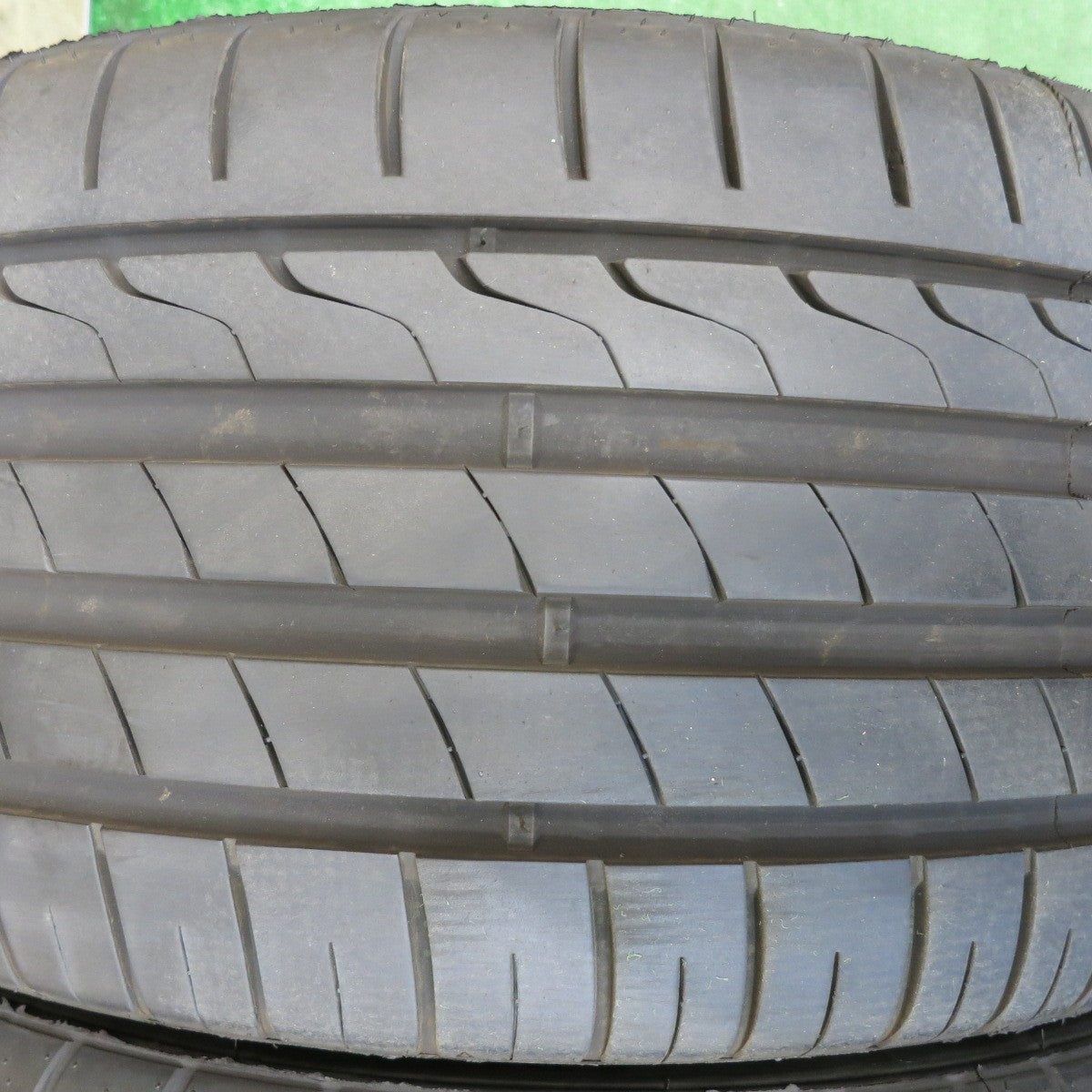 バリ溝！25年！9分◎MAVERICK 605S-R 245/35R20 ミネルバ ラジアル F205 マーベリック 20インチ PCD114.3/5H◎6090601HAノ