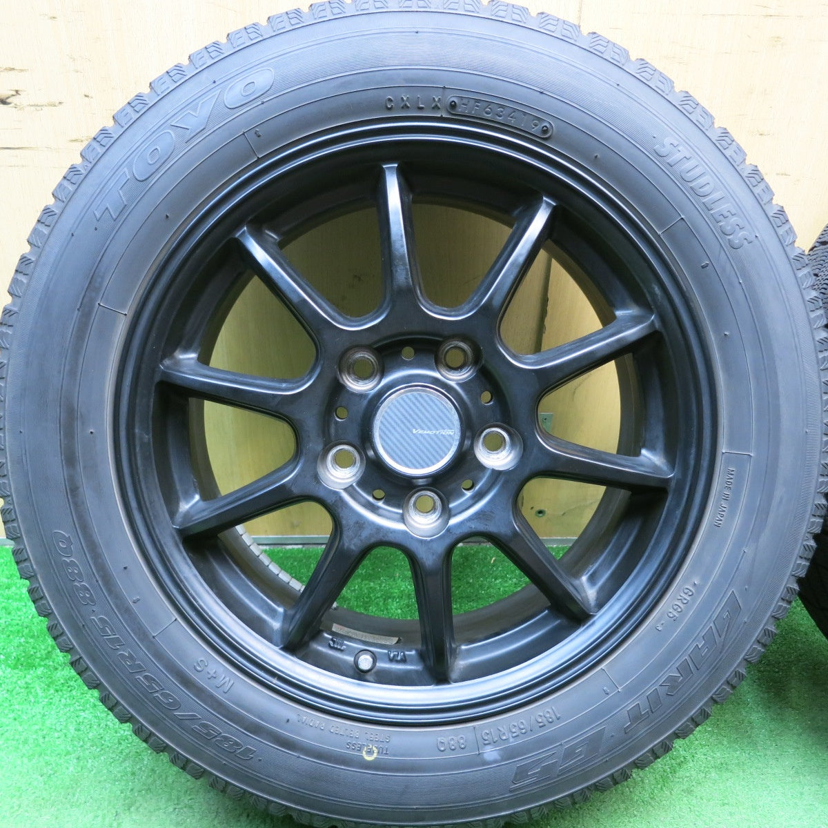 バリ溝！9分★スタッドレス 185/65R15 トーヨー ガリット G5 VEMOTION LCZ 010R Vエモーション 15インチ PCD114.3/5H★5052407HAス
