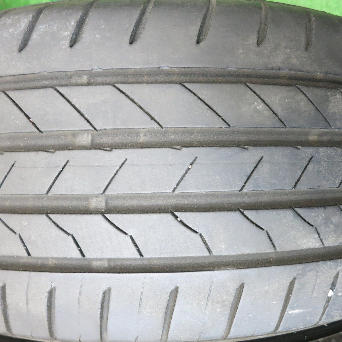 バリ溝！22年！キレイ！8.5分★トヨタ 80系 ハリアー 純正 225/65R17 ブリヂストン アレンザ 001 17インチ PCD114.3/5H★5051804HAノ