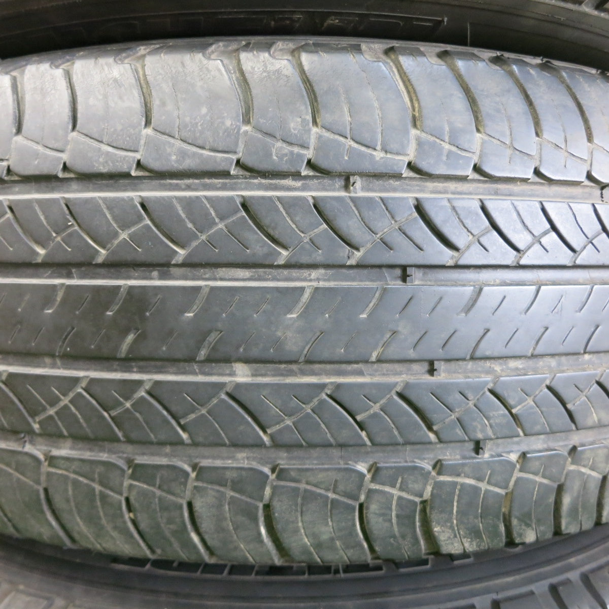[送料無料] 4本価格！20年★トヨタ 150系 ランクル プラド ブラックエディション 純正 265/60R18 ミシュラン LATITUDE TOUR HP 18インチ PCD139.7/6H★4092101ナノ