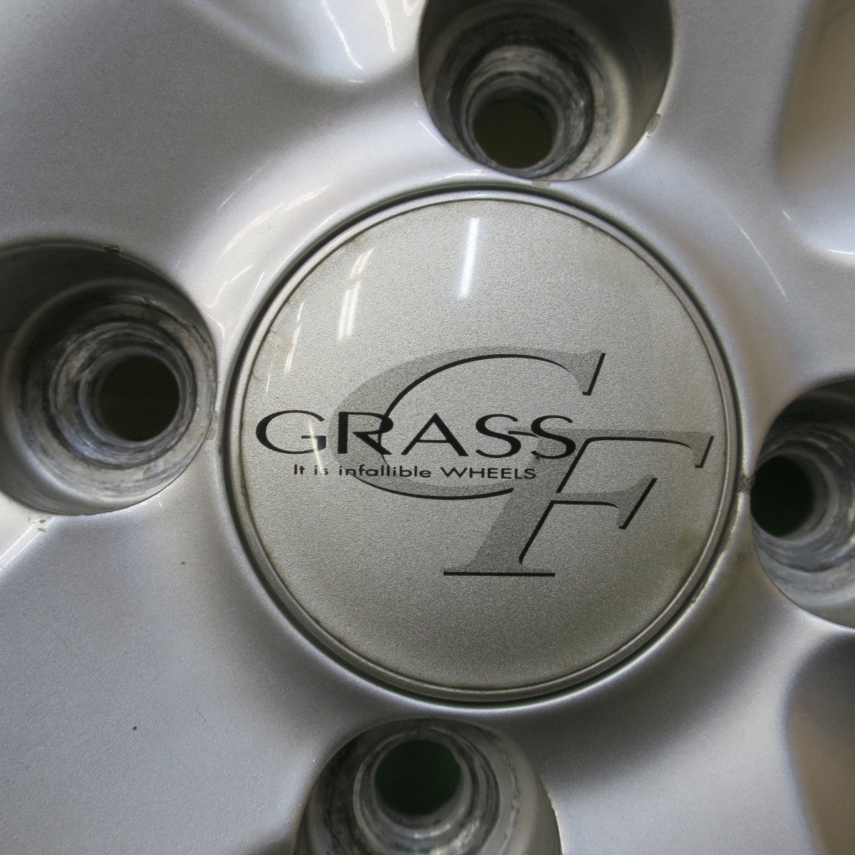 バリ溝！23年！9分★スタッドレス 175/65R14 ブリヂストン ブリザック VRX3 GRASS グラス 14インチ PCD100/4H★6011703イス