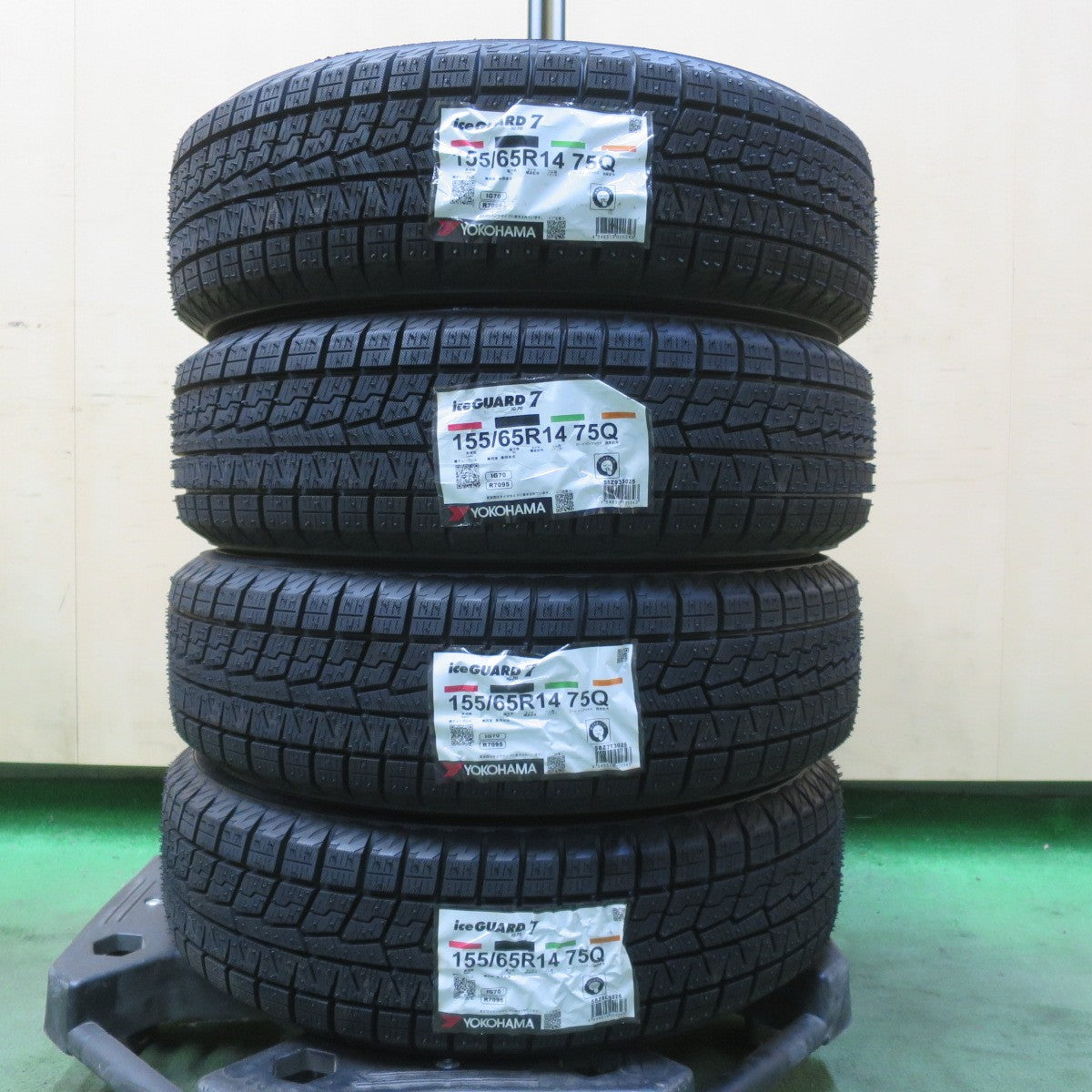 未使用！25年◎スタッドレス 155/65R14 ヨコハマ アイスガード iG70 BALMINUM AR12 バルミナ 14インチ PCD100/4H◎6080903イス