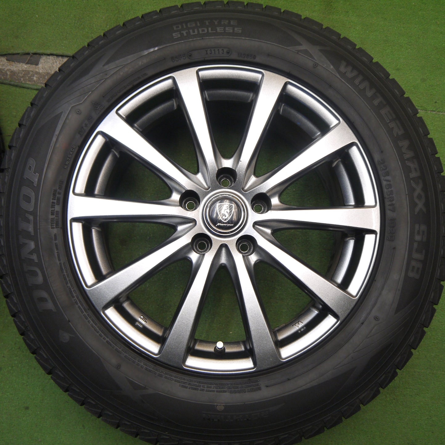 バリ溝！キレイ！8.5分★スタッドレス 225/65R17 ダンロップ ウインターマックス SJ8 MANARAY SPORT マナレイスポーツ 17インチ PCD114.3/5H★5071606Hス