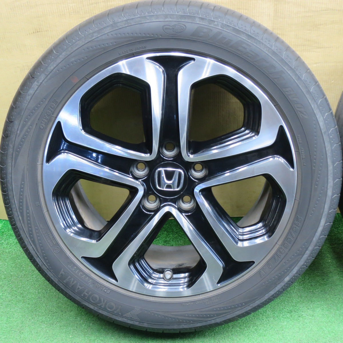 4本価格★ホンダ RU ヴェゼル 純正 215/55R17 ヨコハマ ブルーアース RV-02 17インチ PCD114.3/5H★6031501NKノ