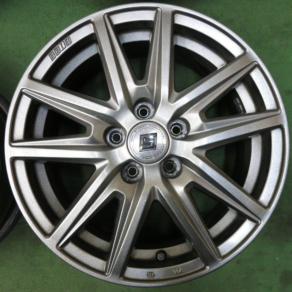 4本価格★プリウス 等 SEIN ザイン 15インチ ホイール 15×6J PCD100/5H★5032109SYホ