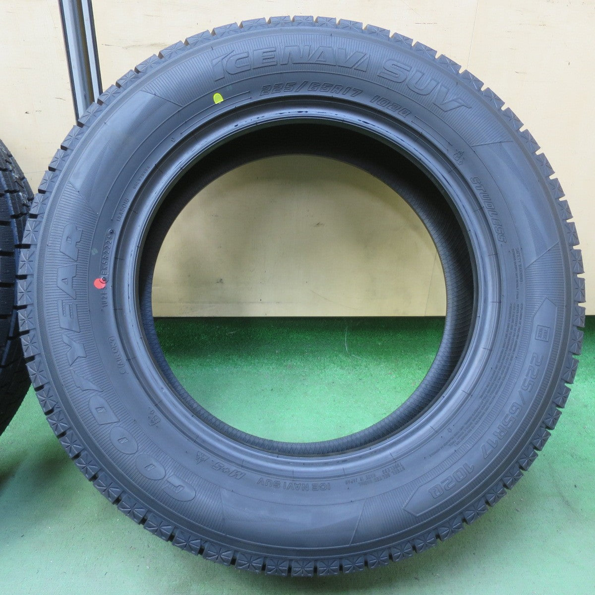 未使用！26年★スタッドレス 225/65R17 グッドイヤー アイスナビ SUV タイヤ 17インチ ハリアー RAV4 等★6061802イスタ
