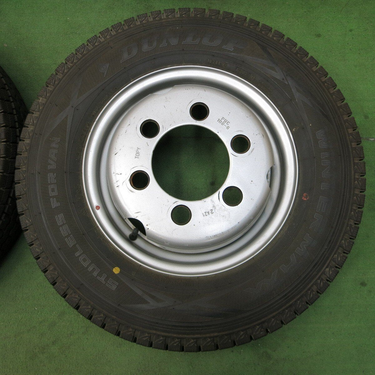 バリ溝！21年！9.5分以上★トラック タイヤ 185/80R14 102/100N スタッドレス ダンロップ ウインターマックス SV01 TOPY スチール 108-8 PCD184.15/6H★5030701ナス