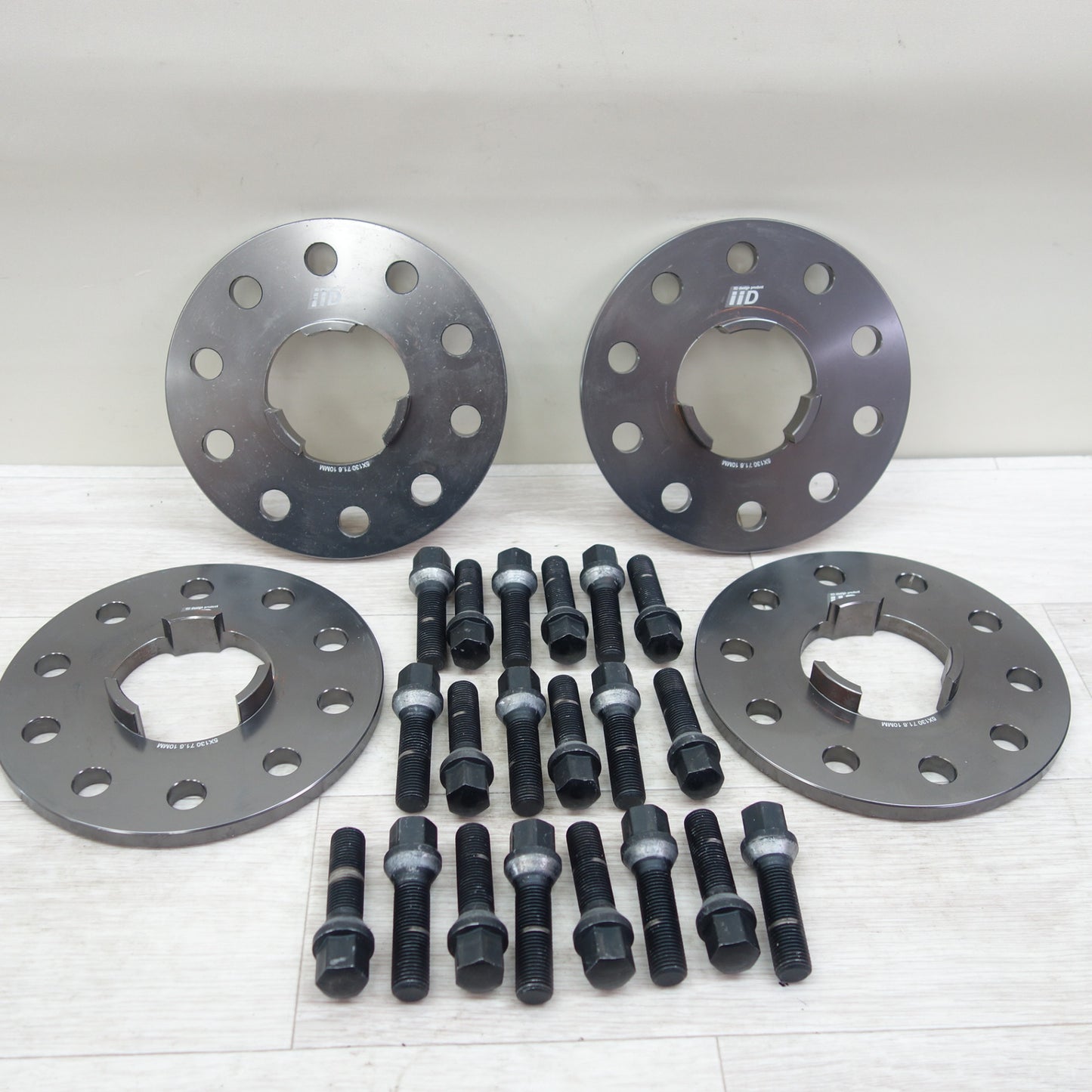 [送料無料] ☆ランボルギーニ ウルス iiD ホイール スペーサー 21mm PCD130/5H 84φ BHA-003299-21 ベンツ 等☆